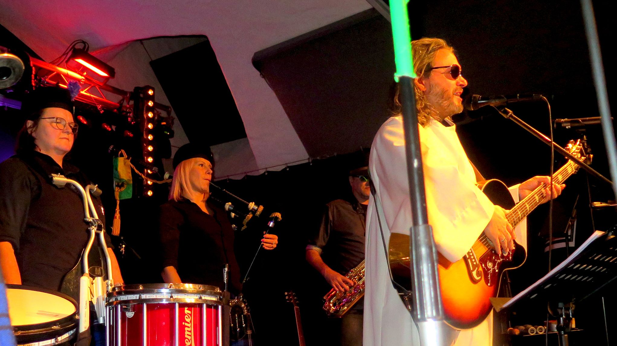 „Christmas Rock for Help“ im Fuldaer Kulturkeller 