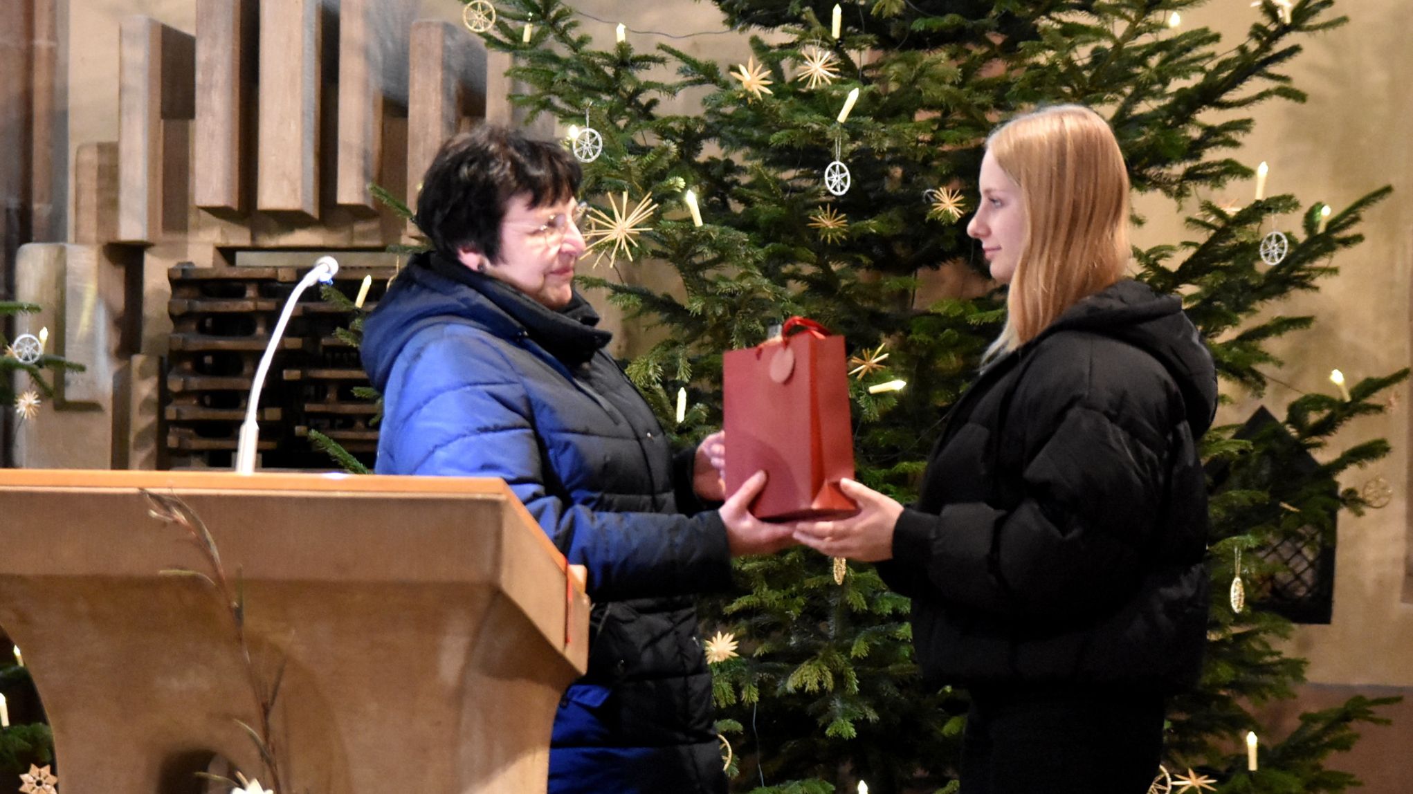 Verabschiedung Messdiener Rasdorf in der Stiftskirche