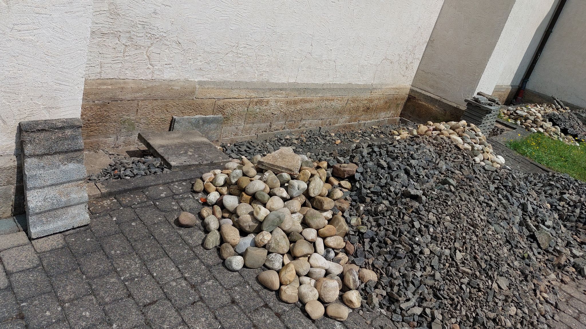 Renovierung Kirche Hünhan