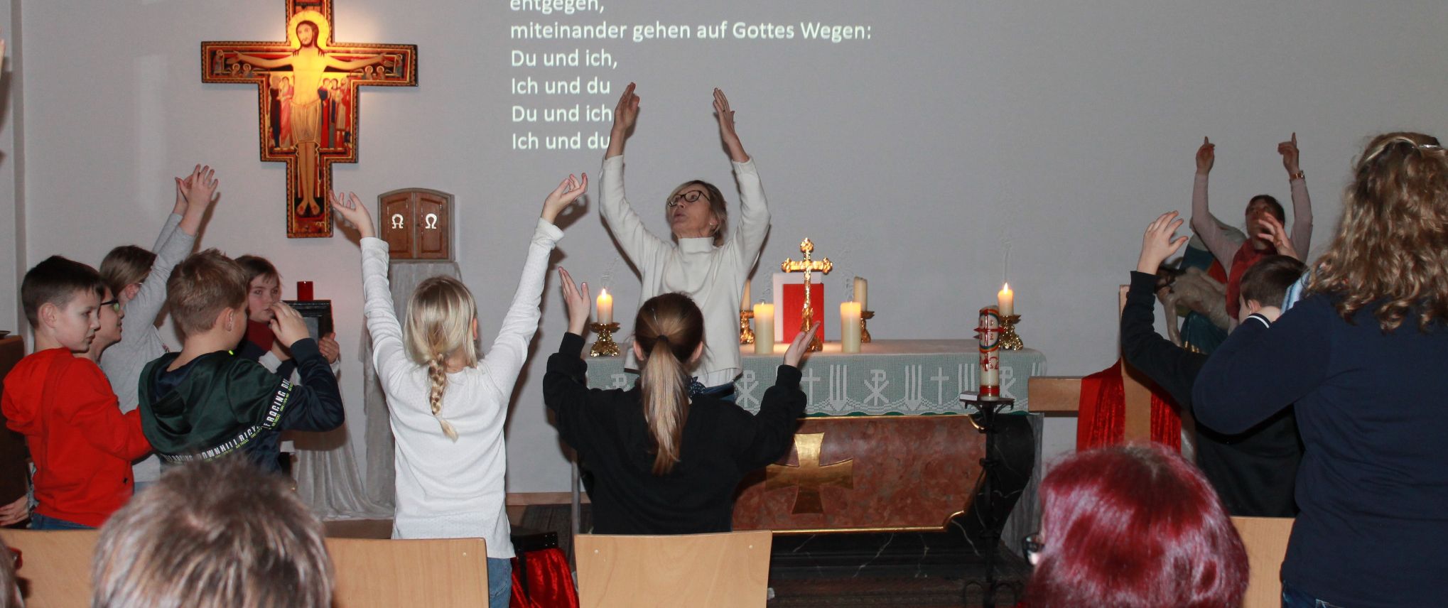 Erstkommunionvorbereitung: 4. Weggottesdienst "Gottes Wort ist kostbar"