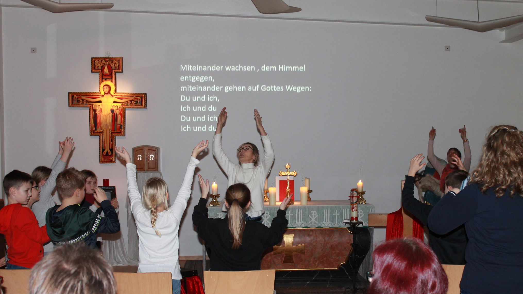Erstkommunionvorbereitung: 4. Weggottesdienst "Gottes Wort ist kostbar"