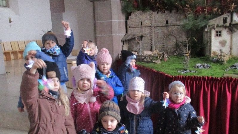 Sterne in der Kirche